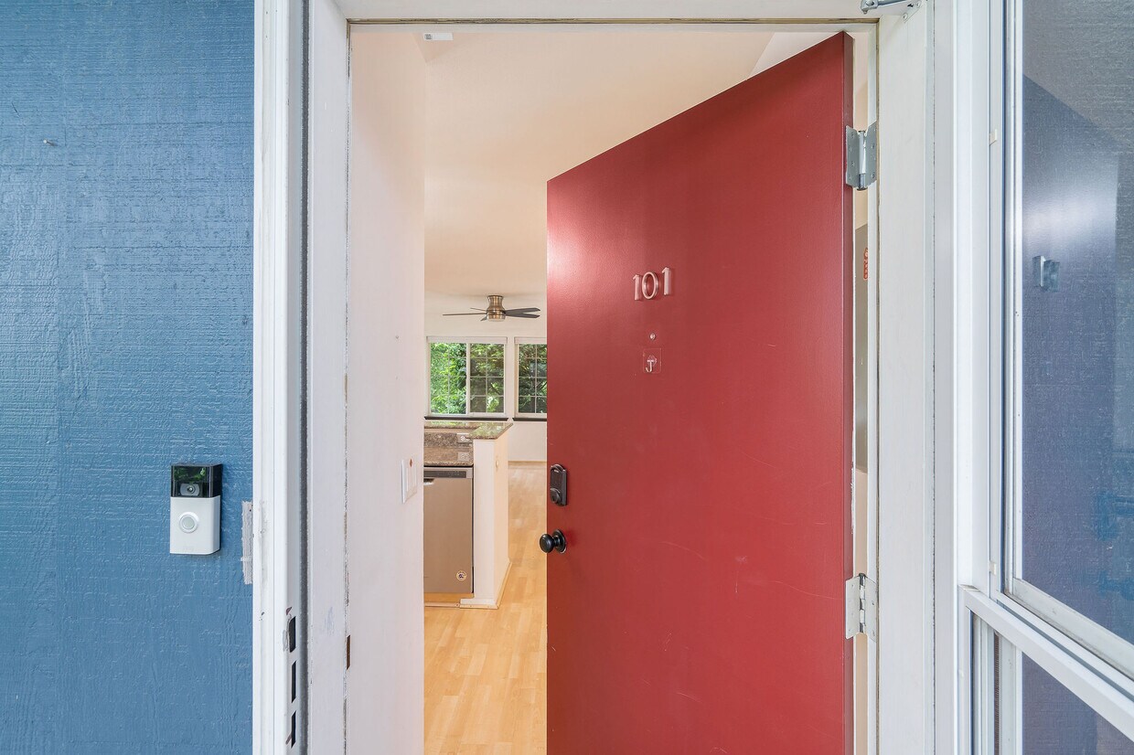 Primary Photo - 952 N 35th St