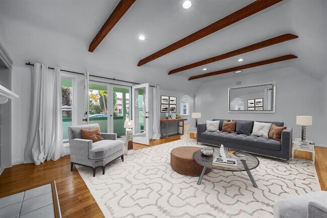 Living with great breezes - 10511 Almayo Ave