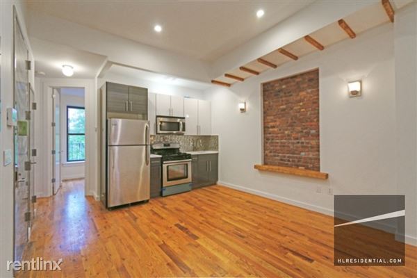 Primary Photo - 746 Jefferson Ave