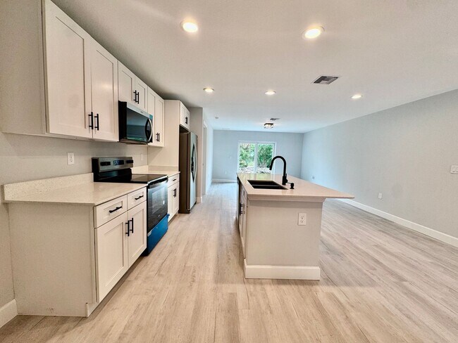 Foto del edificio - New Home Port Charlotte House For Rent