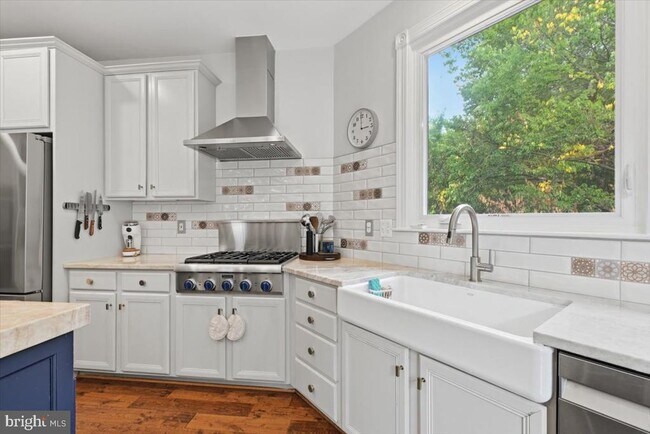 Foto del edificio - 47791 Macgill Ct