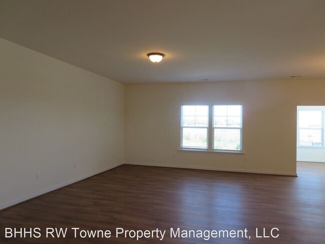 Building Photo - 3 br, 2 bath House - 189 Peck Lane