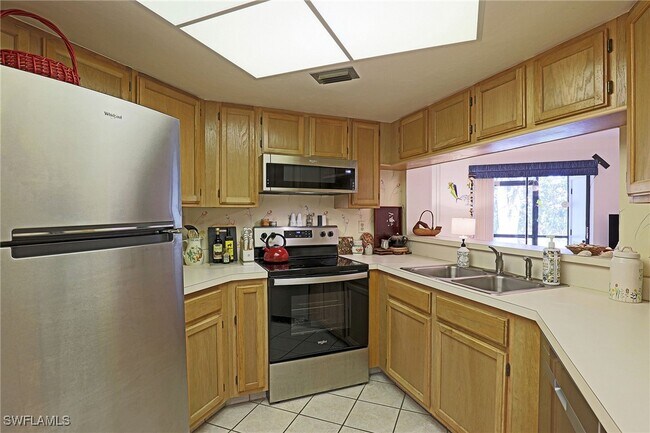 Building Photo - 9627 Eaton Gardens Ln