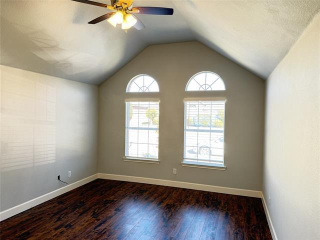 Foto del edificio - 6301 Calloway Dr