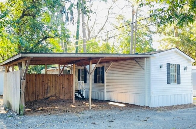 Building Photo - 6803 Waters Ave