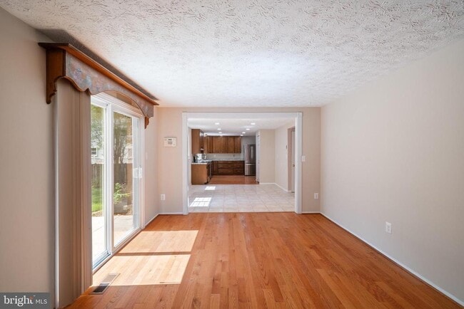 Foto del edificio - 1103 Burwick Dr