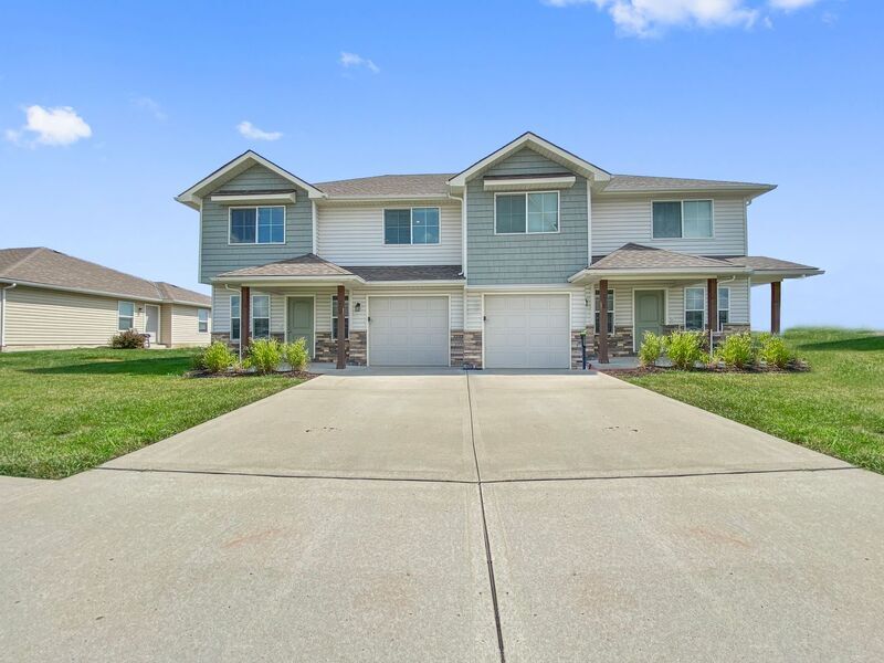 Foto principal - 212 SW Rose St