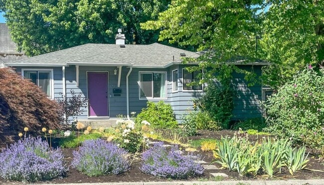 Photo - 30 SW 131st Ave House