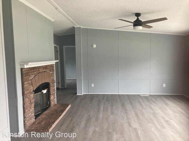 Foto del edificio - 3 br, 2 bath House - 3882 Ferrell Dr.