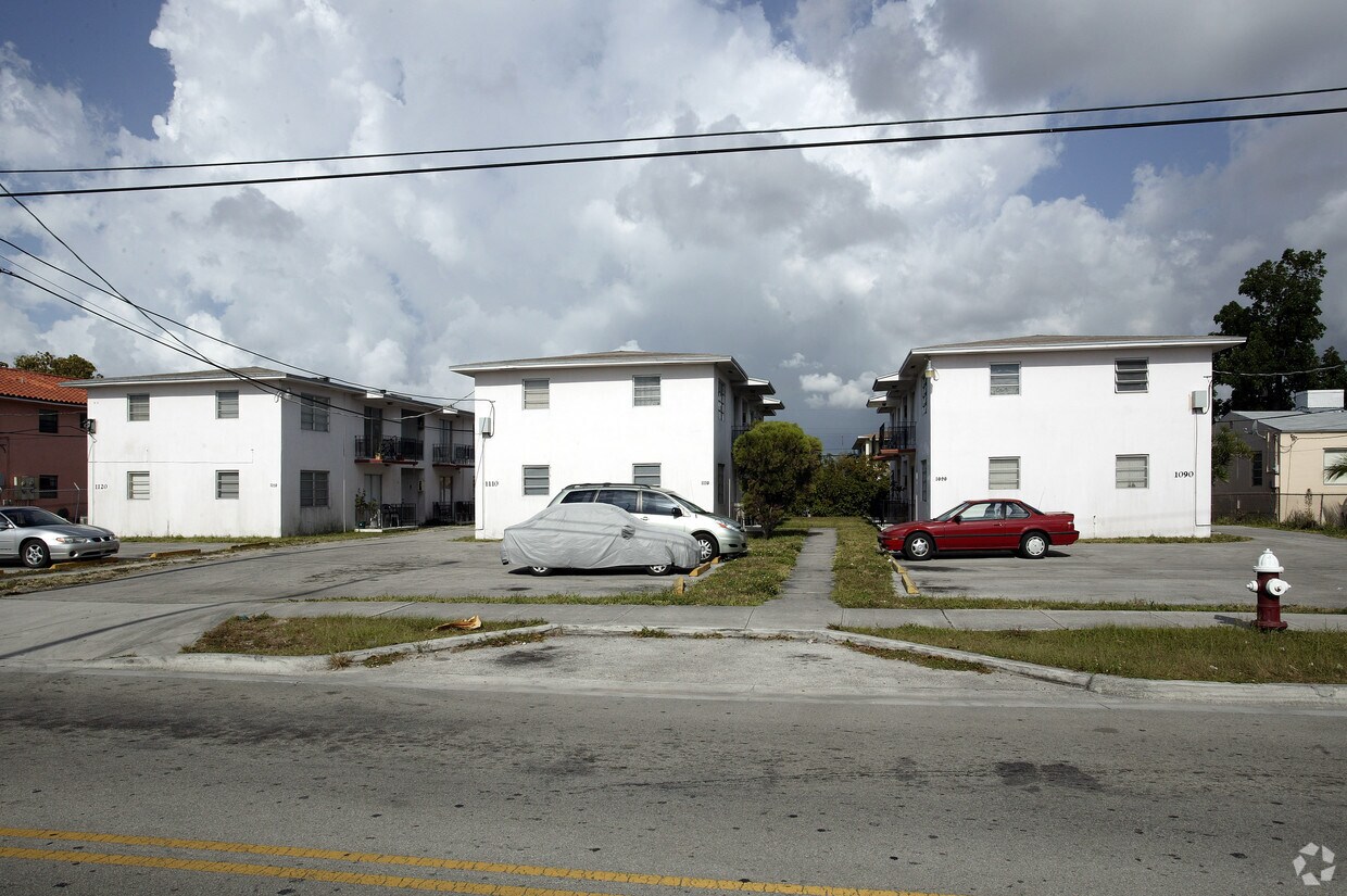 Foto del edificio - 1120-1110 SE 9th Ct