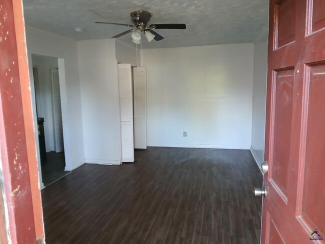 Foto del edificio - 218 Hunt St