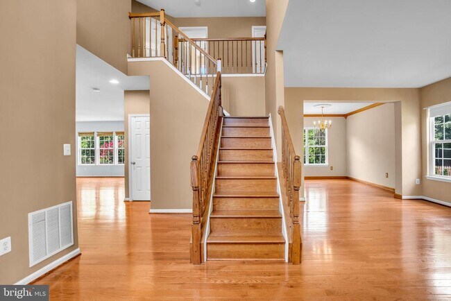 Foto del edificio - 8142 Tenbrook Dr