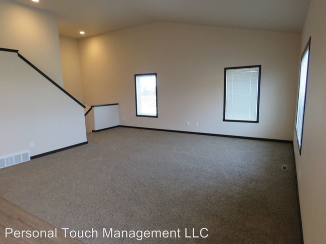Foto del edificio - 3 br, 3 bath House - 3011 33rd Ave S