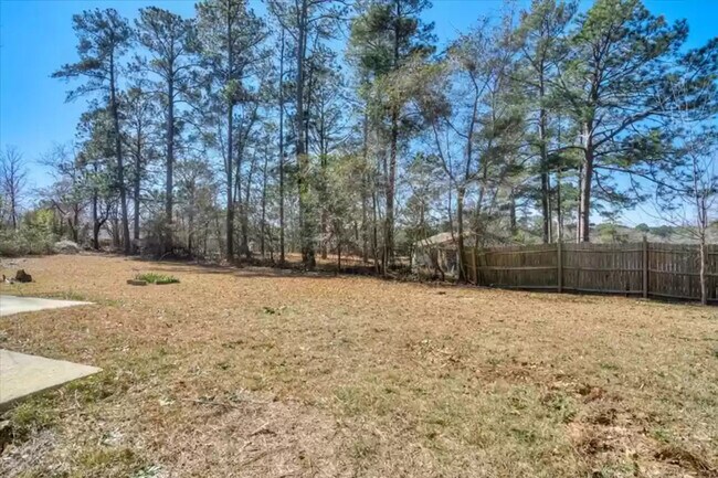 Building Photo - Arden Ct