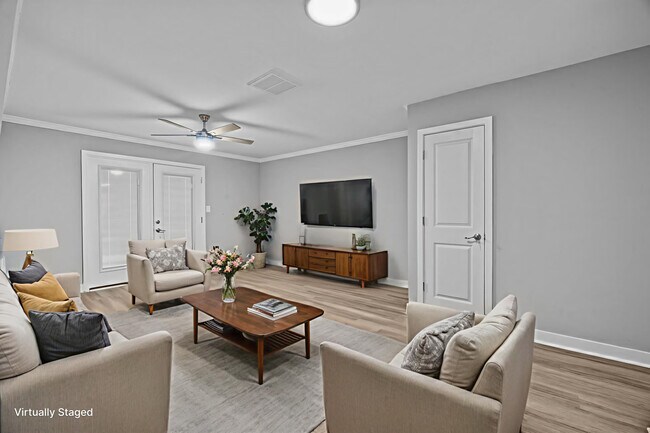 Building Photo - 352 Fernwood Ct