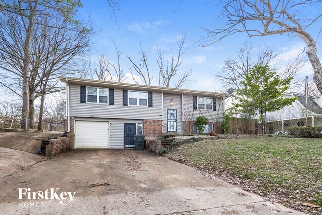 Building Photo - 6401 Blenheim Ave