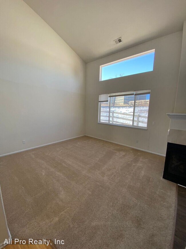 Building Photo - 3 br, 2 bath House - 15278 E Cedar Pl