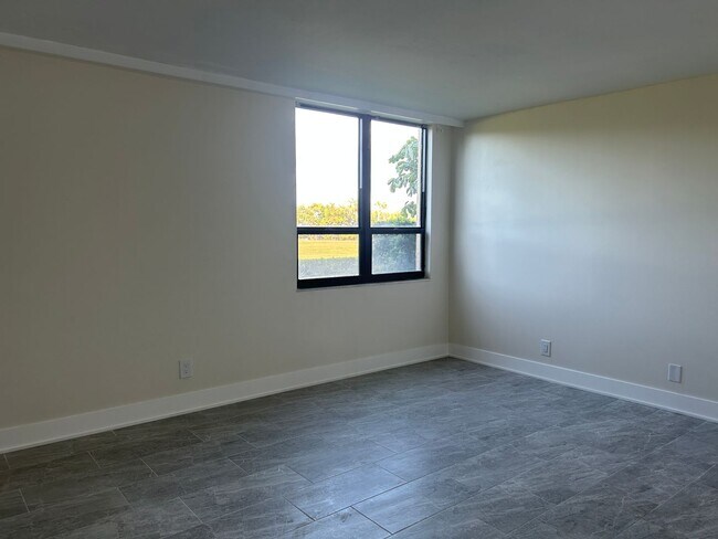 Foto del edificio - 2618 Cove Cay Dr