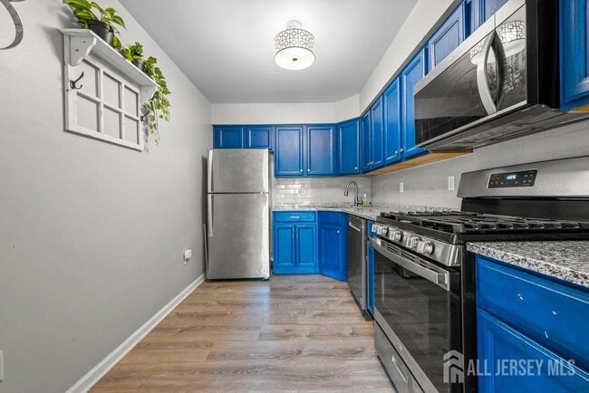 Building Photo - 806 Jesse Way