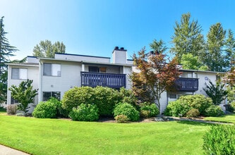 Building Photo - Alvista Lake Meridian