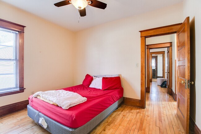 Foto del edificio - Griggs Duplex