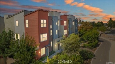 Building Photo - 152 N Orange Ave