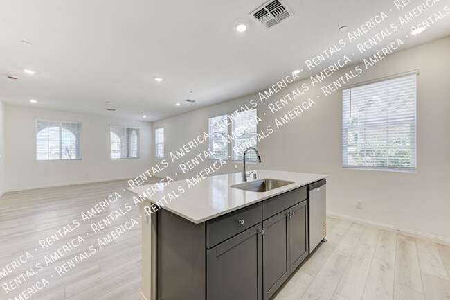 Building Photo - 2491 Rofrano Pl