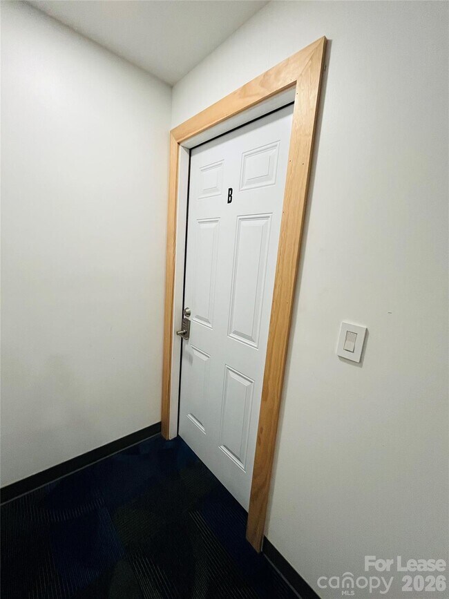 Foto del edificio - 274 Catawba Ave