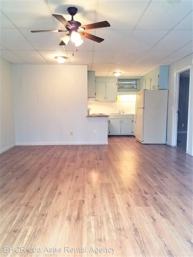 Foto del edificio - 106 Ridge Dr