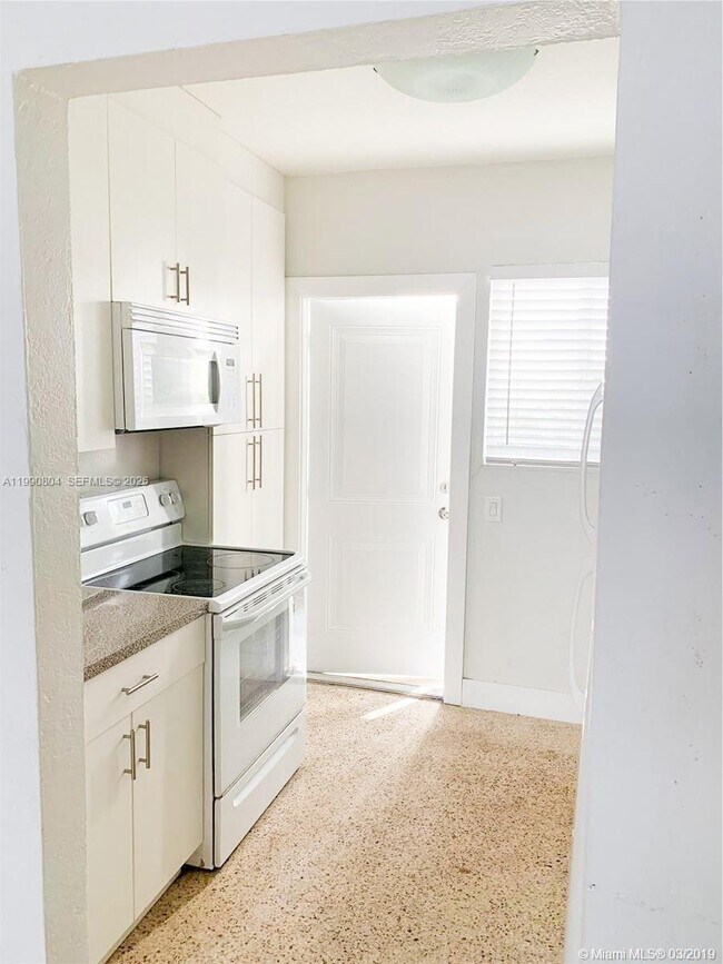 Foto del edificio - 805 81st St