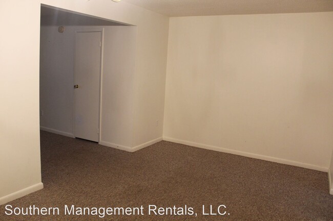 Building Photo - 3 br, 1.5 bath House - 26 E. Franklin Stre...