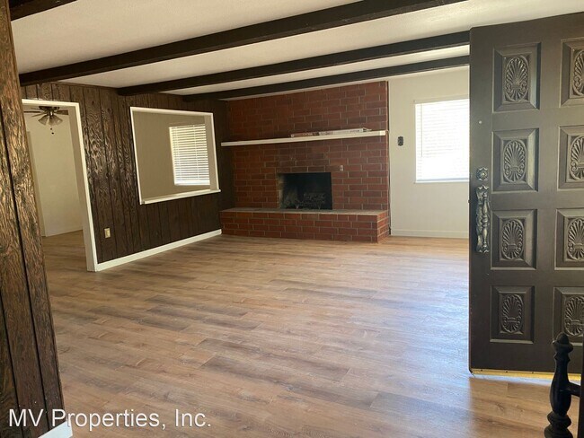 Building Photo - 2 br, 2 bath House - 220 South Citrus Ave.