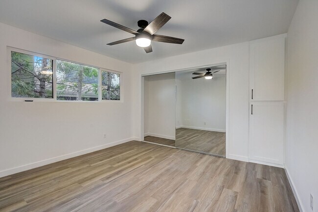 Foto del edificio - 6th and Raymond