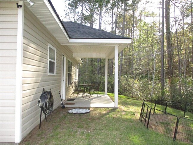 Building Photo - 270 Bridgewater Ln