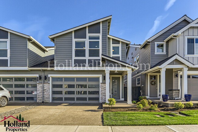 Foto del edificio - Modern Stylish 3-Bed Home in Prime Hillsbo...