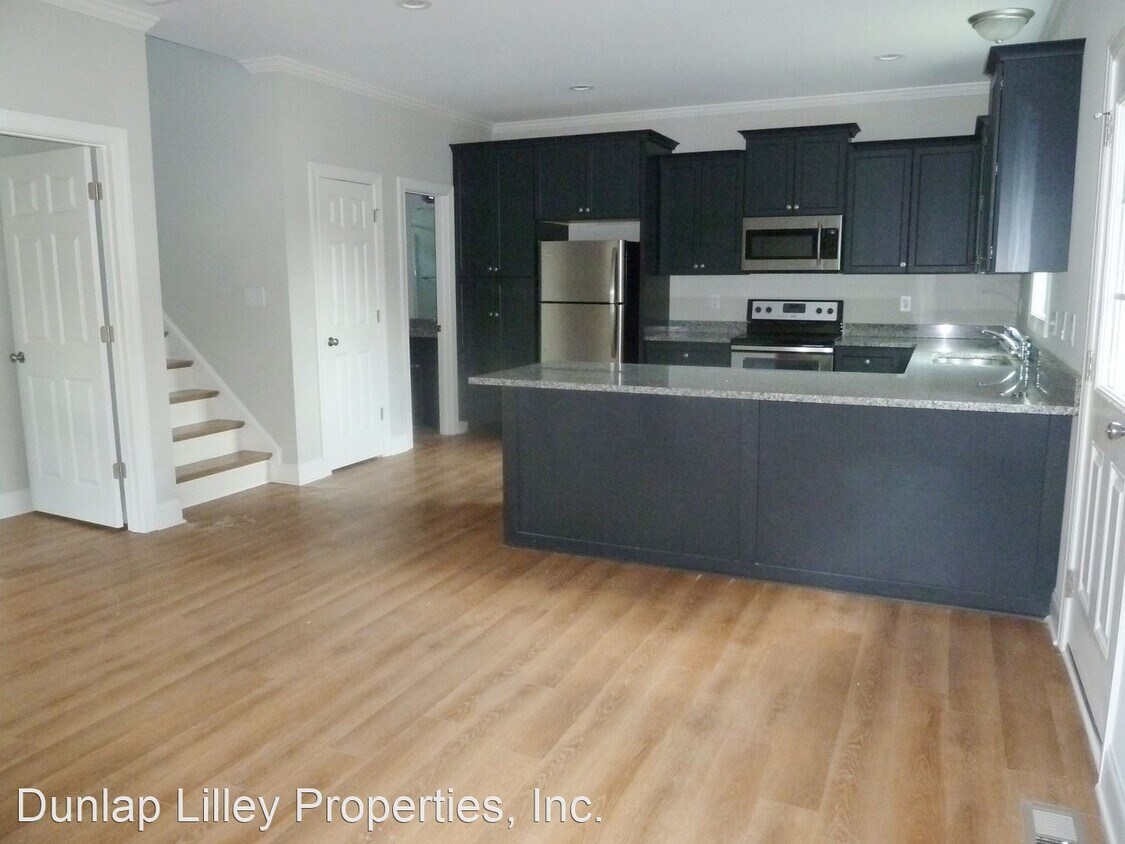 Primary Photo - 4 br, 2 bath House - 203 Caldwell St.  Unit A