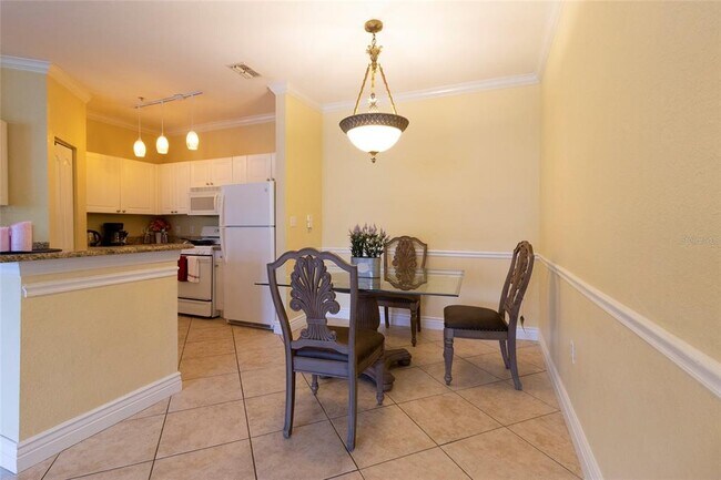 Building Photo - 2713 Via Murano