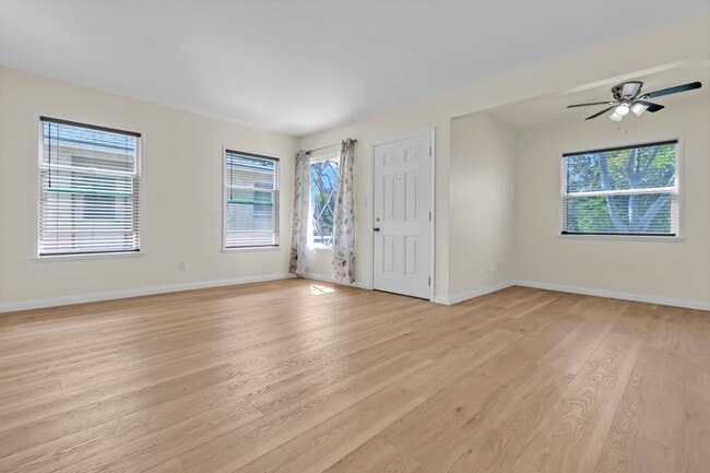 Building Photo - 4731 W 137th Pl