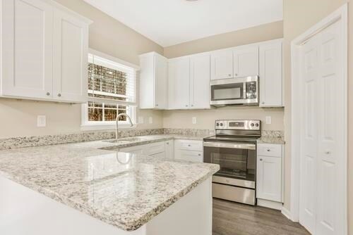 Building Photo - 1250 Bullock Pl SW