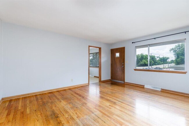 Building Photo - 3506 Harrison Ave