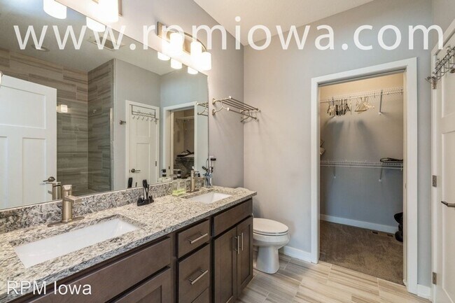 Building Photo - 4 br, 3 bath House - 3429 Grand Valley Drive