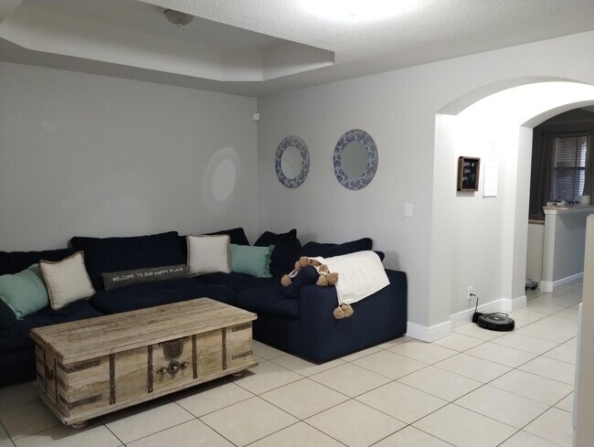 Foto del edificio - 2888 Hidden Hills Rd