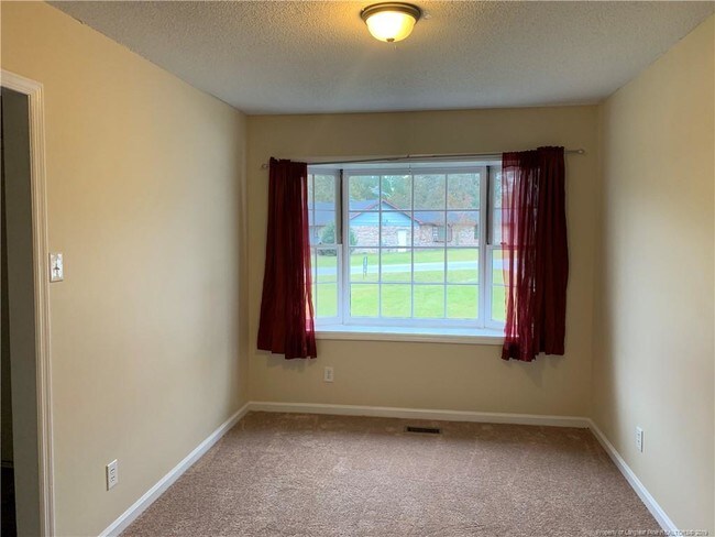 Building Photo - 165 Canteberry Dr