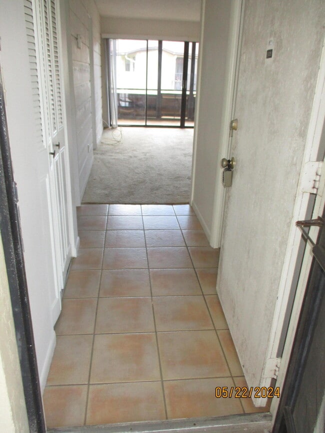 Building Photo - 2050 Oleander Blvd