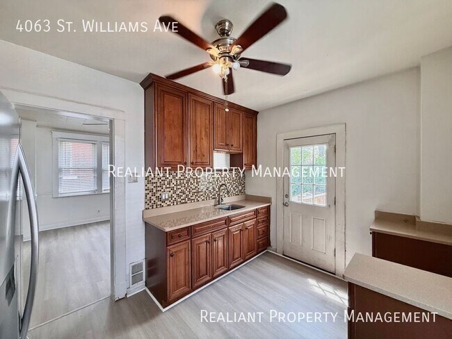 Foto del edificio - 4063 St Williams Ave