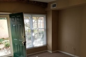 Foto del edificio - 35 E 6th St