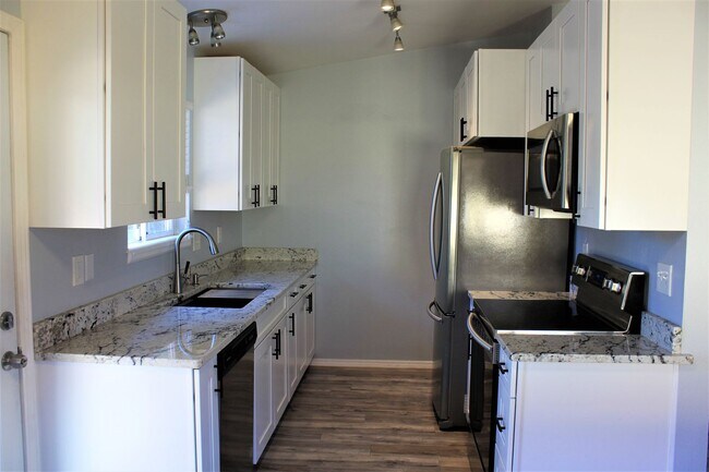 Foto del edificio - 4535 Witches Hollow Ln