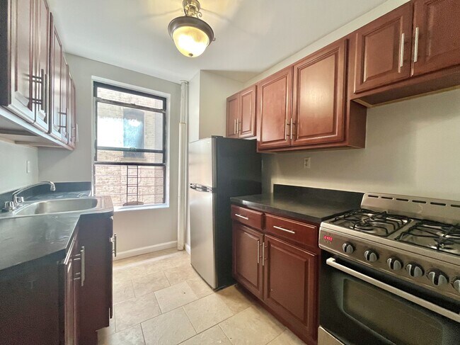 Foto del edificio - 539 W 156th St