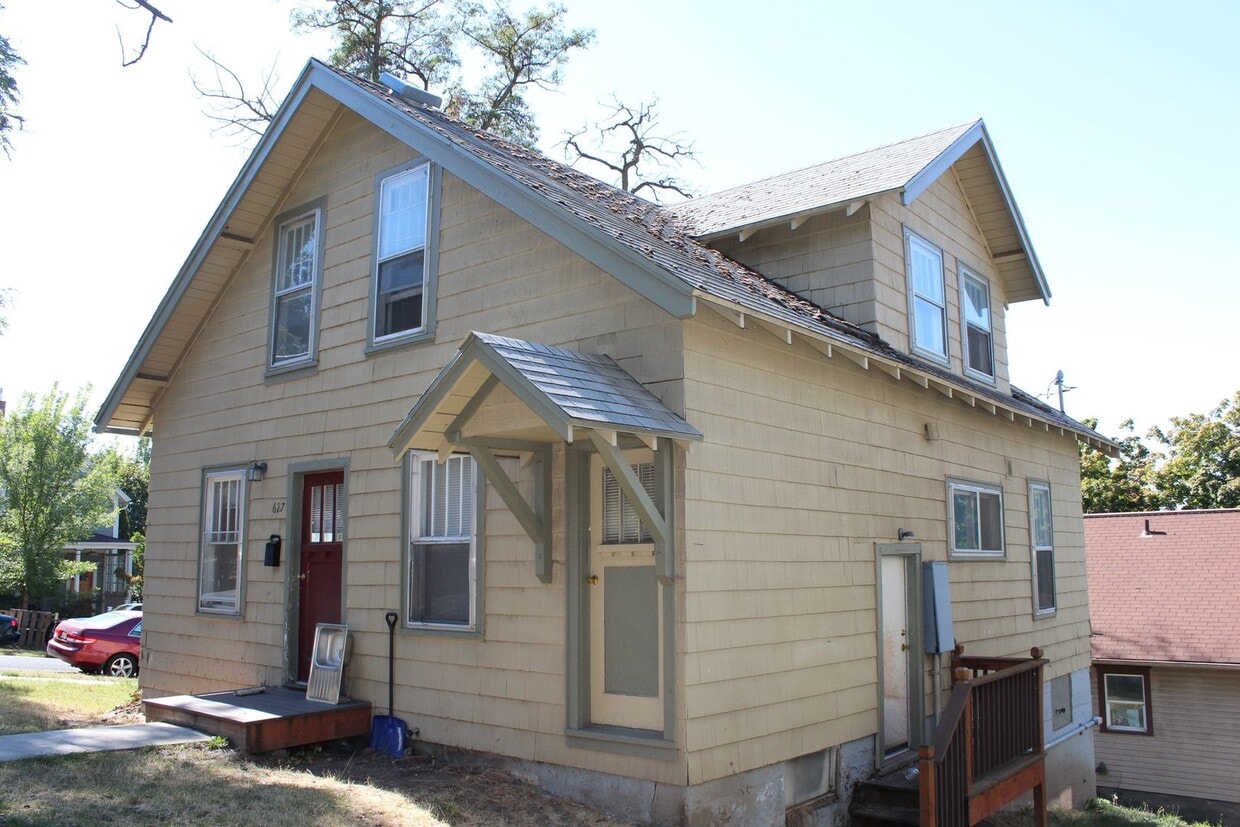 Building Photo - 627 S Jefferson St