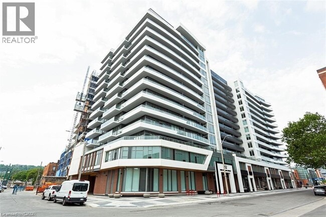 Building Photo - 212 King William St